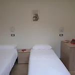 Casa Dell'arancio * San Bartolomeo Al Mare